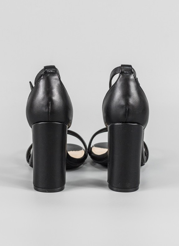 Sandalia Keslem A30-73 negro