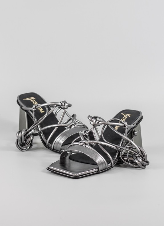 Sandalia Keslem 28103 plata