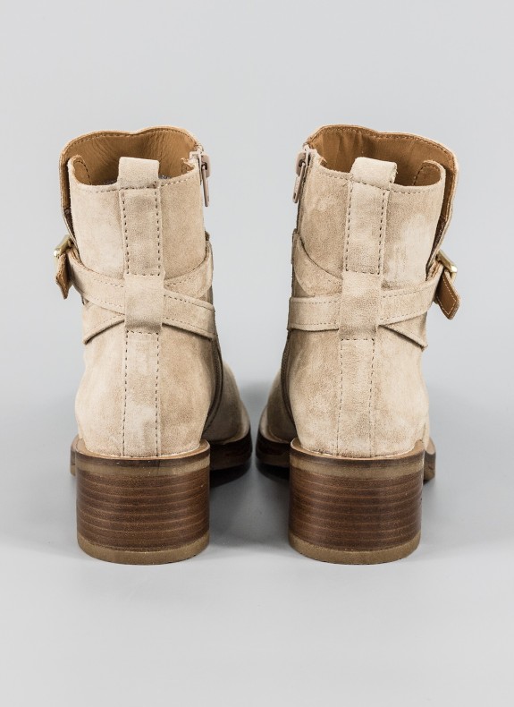 Botines ALPE en color beige para mujer