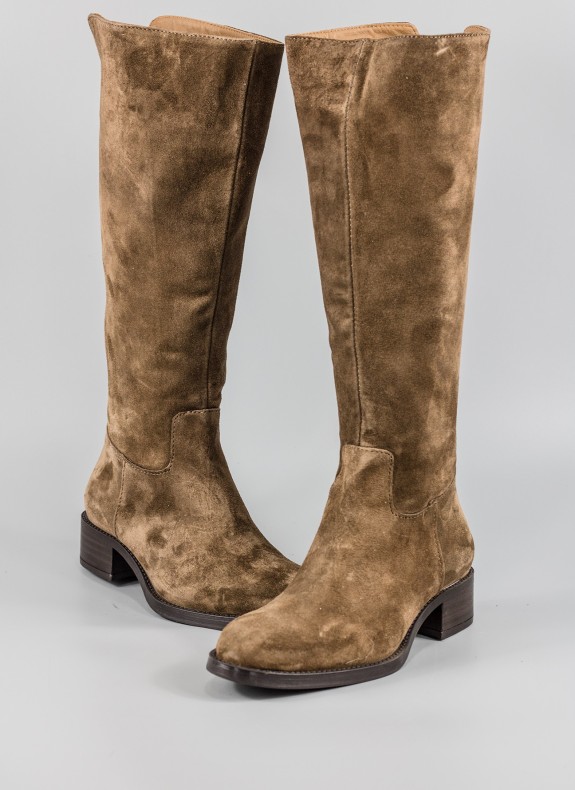 Botas ALPE en color marron para mujer