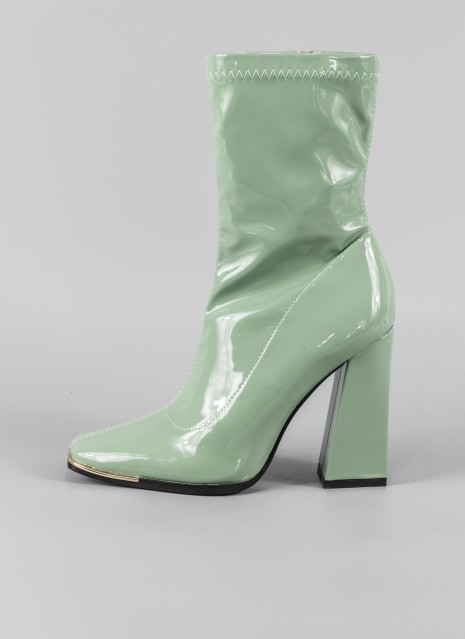 Botines KESLEM en color verde para mujer