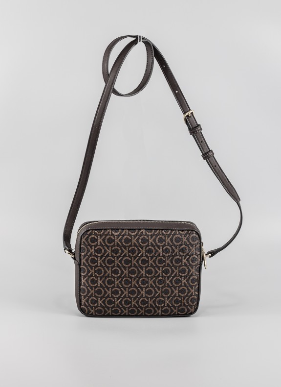 Bolso CALVIN KLEIN en color marrón para mujer