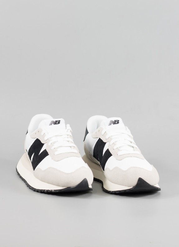 ZAPATILLAS NEW BALANCE 237 BLANCO