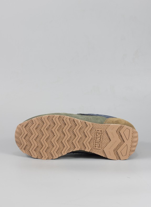 Baskets MUNICH de couleur marine pour homme