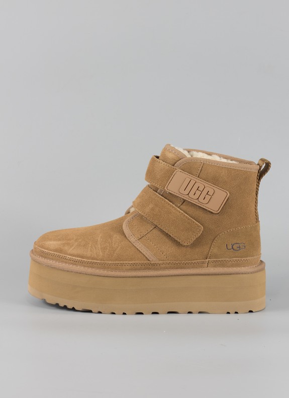 Botines UGG en color cuero para mujer