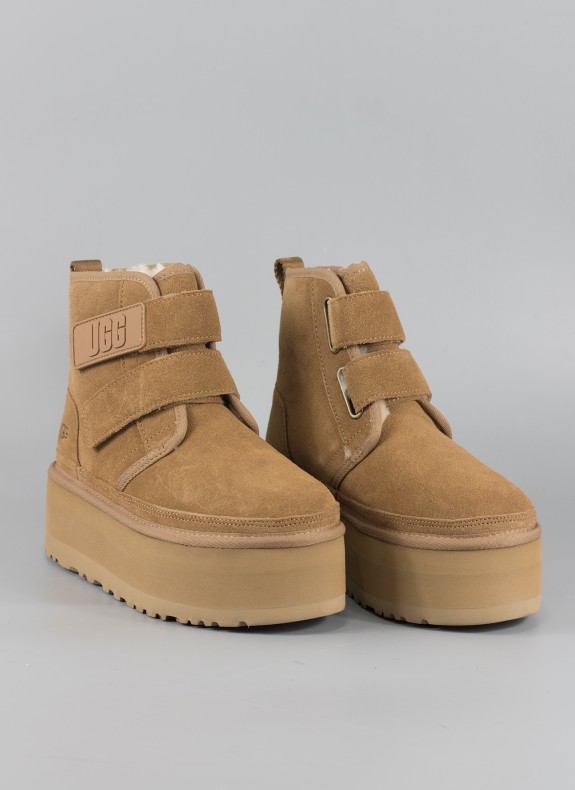 Botines UGG en color cuero para mujer
