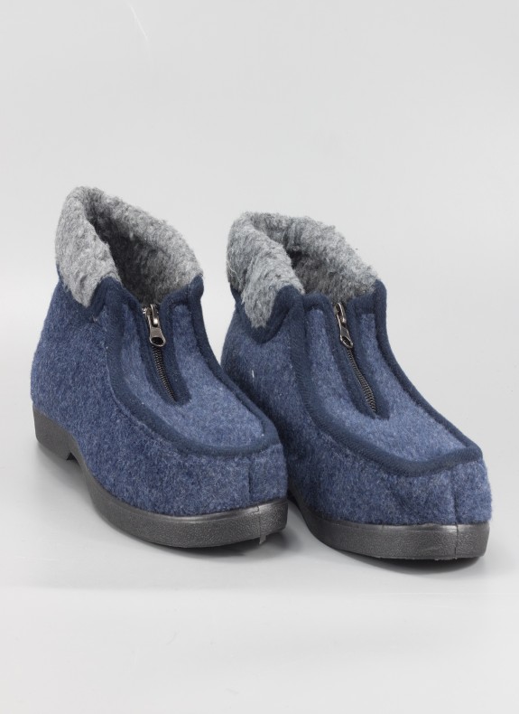 Pantoufles KESLEM en bleu marine pour homme.