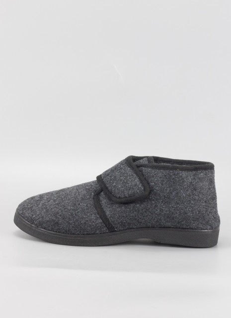 Pantoufles maison KESLEM en noir pour homme