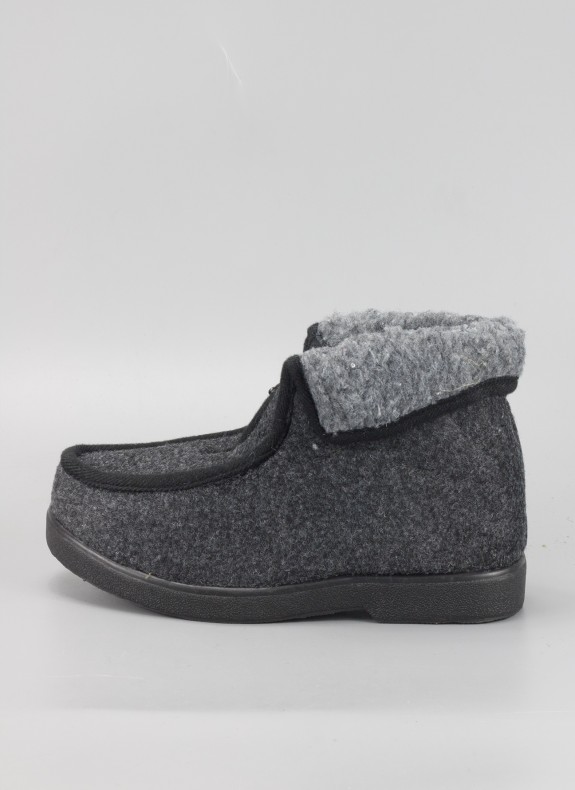 Pantoufles maison KESLEM en noir pour homme