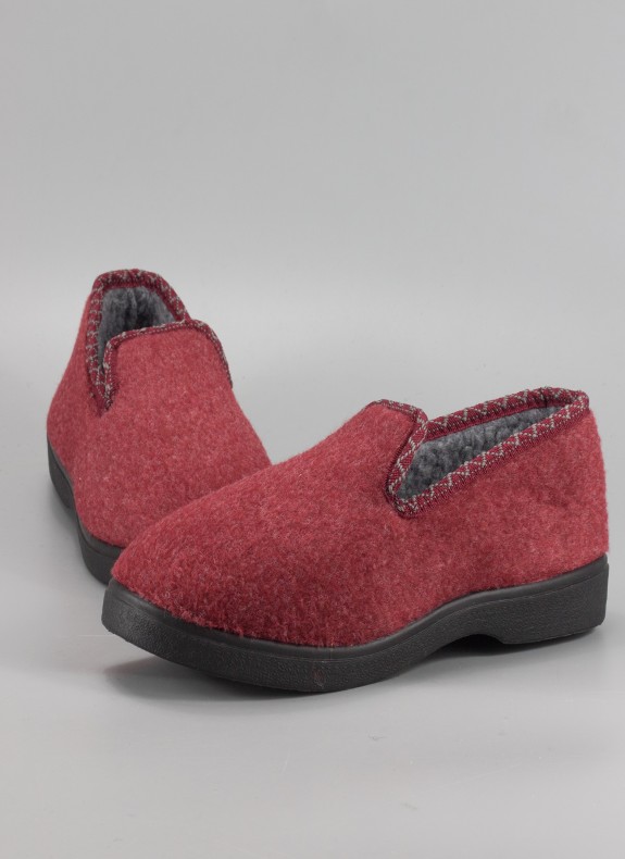 Zapatillas casa KESLEM en color rojo para mujer