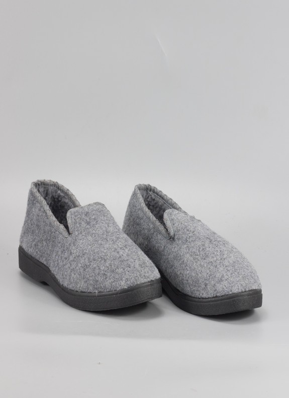 Chaussons KESLEM de couleur grise pour femme