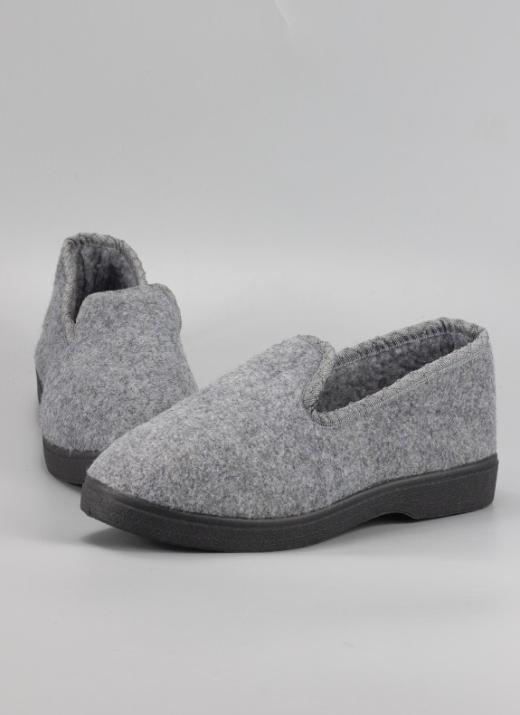Chaussons KESLEM de couleur grise pour femme