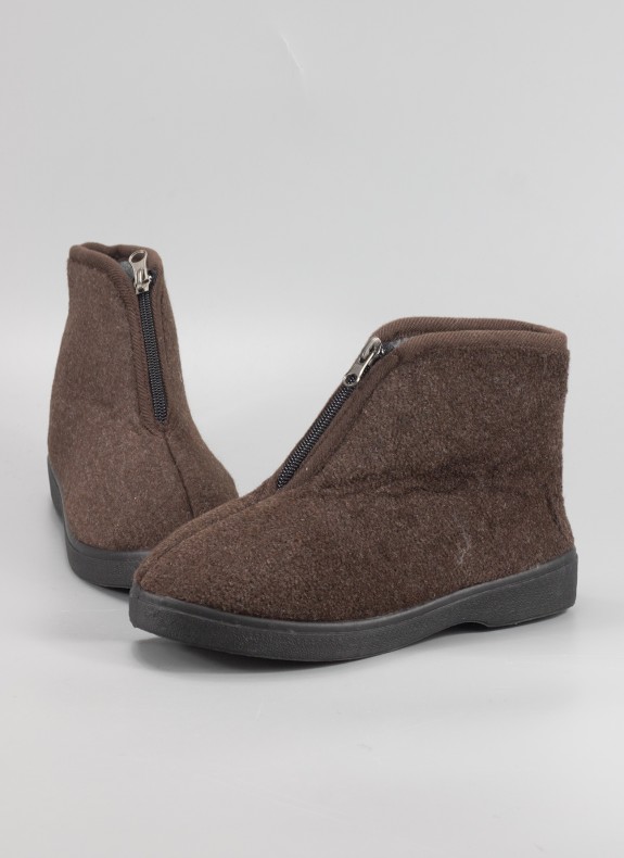 Chaussons KESLEM en couleur marron pour femme