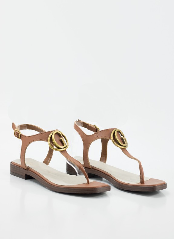Sandalia GUESS cor couro para mulher