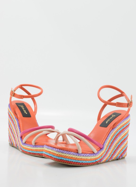 Sandalia KESLEM en color naranja para mujer