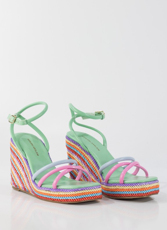 Sandalia KESLEM en color verde para mujer