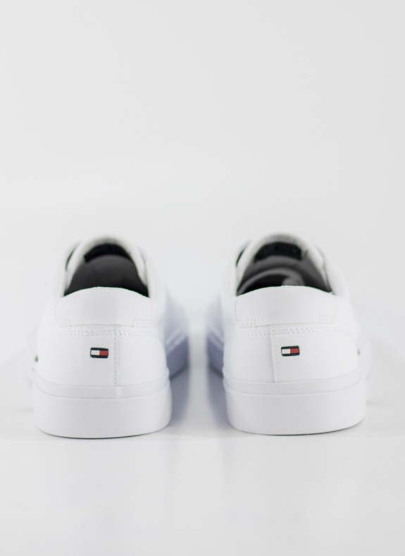 ZAPATILLAS TOMMY HILFIGER CORPORATE LEATHER DETAIL VULC BLANCO