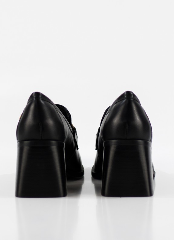 Scarpe CARMELA color nero per le donne