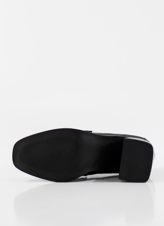 Scarpe CARMELA color nero per le donne