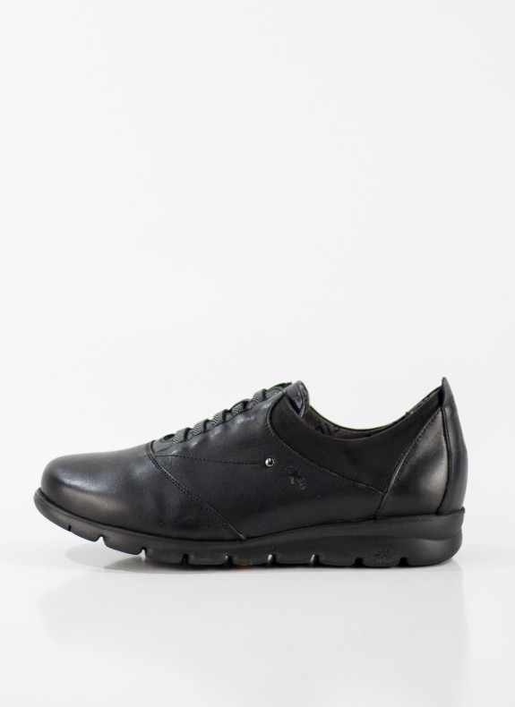 Zapatos FLUCHOS en color nobuck negro para mujer