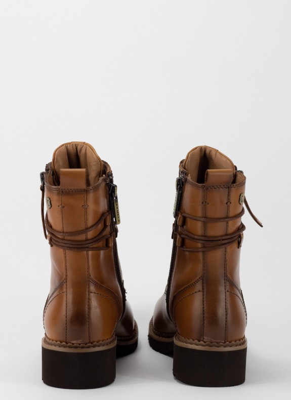 Botines CARMELA en color camel para mujer