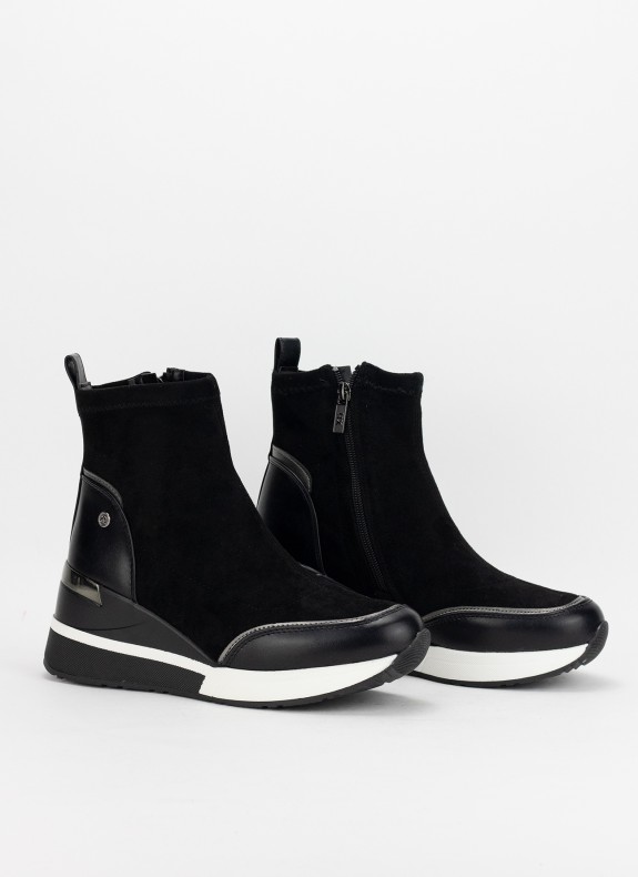 Bottines XTI de couleur noire pour femme