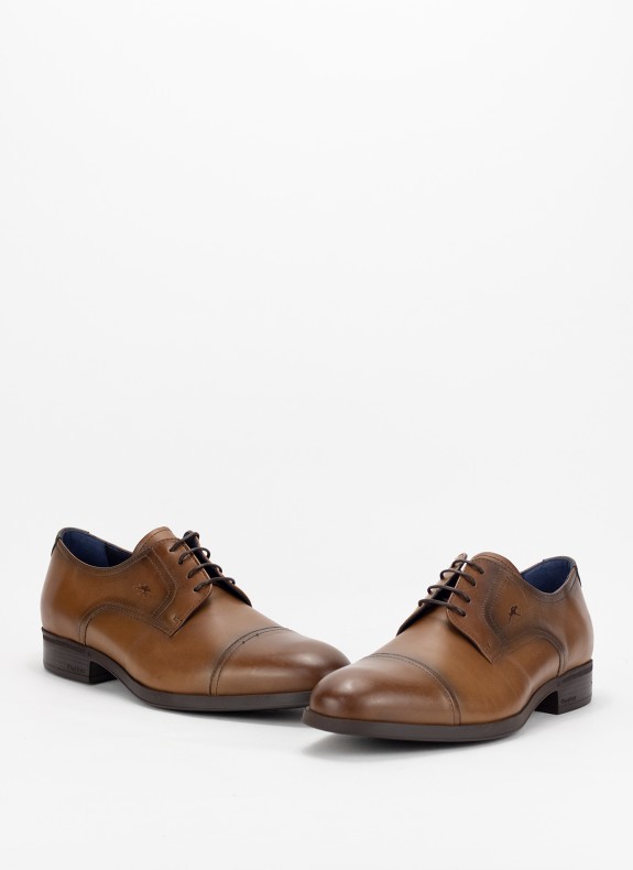 Zapatos FLUCHOS en color camel para hombre