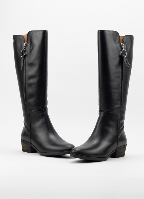 Botas PIKOLINOS en color black para mujer