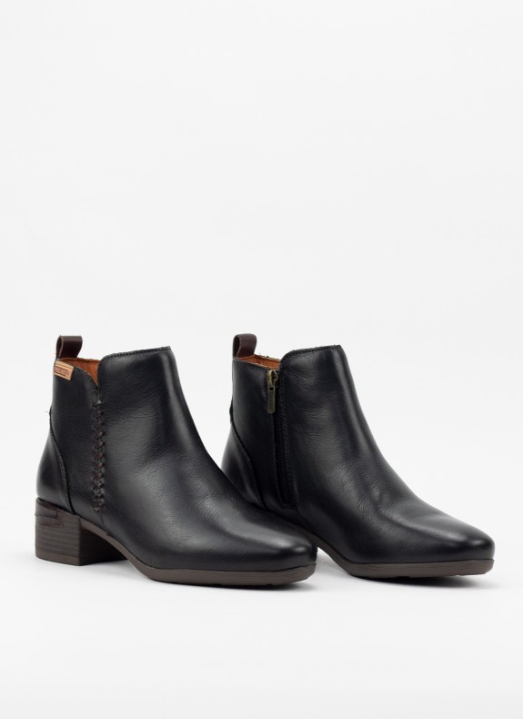 Botines PIKOLINOS en color black para mujer