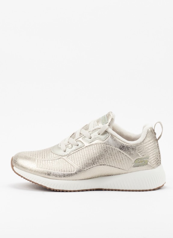 Zapatillas SKECHERS en color chmp para mujer