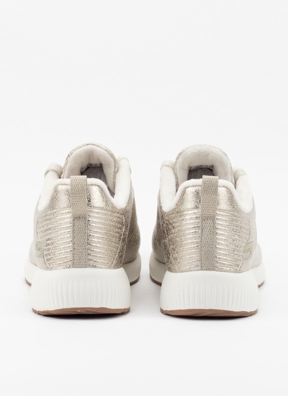 Zapatillas SKECHERS en color chmp para mujer