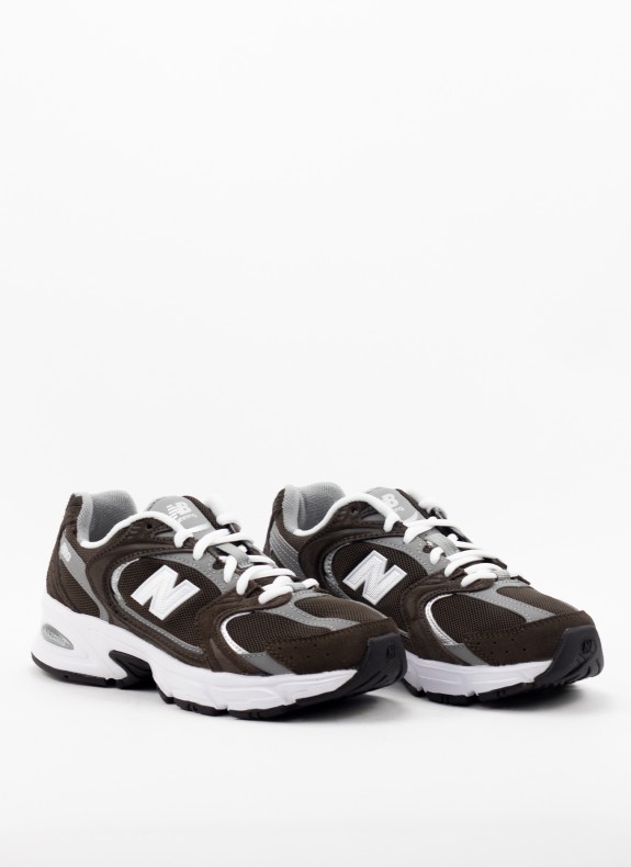 ZAPATILLAS NEW BALANCE 530 MARRÓN