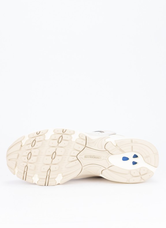 ZAPATILLAS NEW BALANCE 530 BEIGE