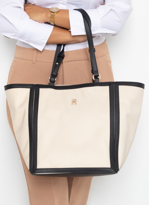 Bolsos Tommy Hilfiger TH Essential Tote CB nude