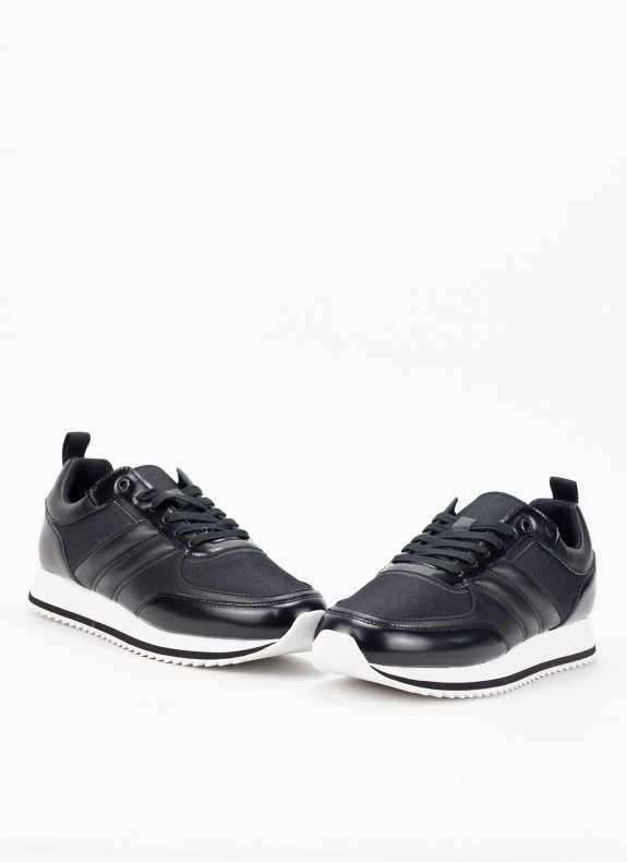 Calvin Klein basso pizzo superiore su JAq scimmia nera