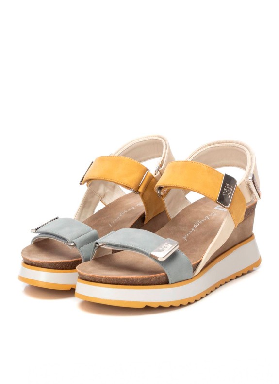 Sandalias XTI 14282201 amarelo