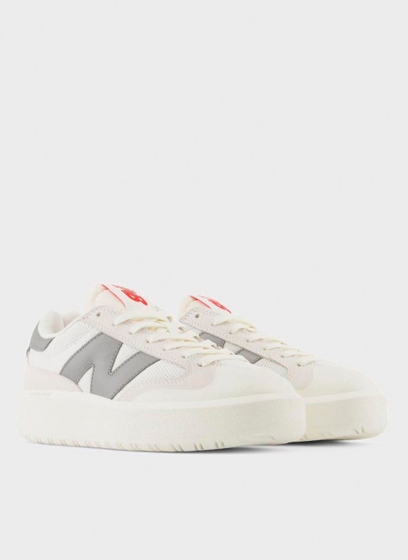 Zapatillas New Balance 302 beige