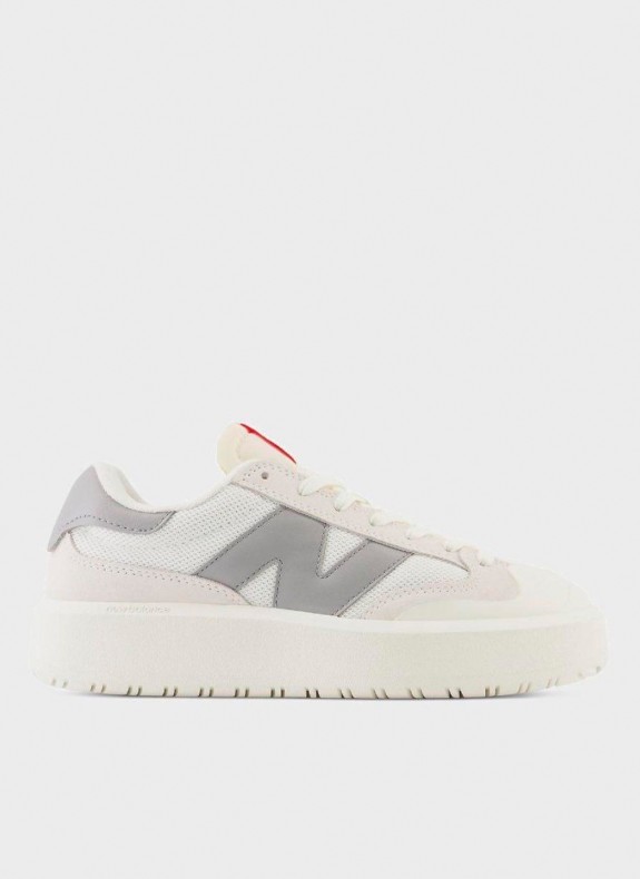 Zapatillas New Balance 302 beige