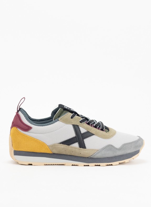 Chaussures Munich UM blanches