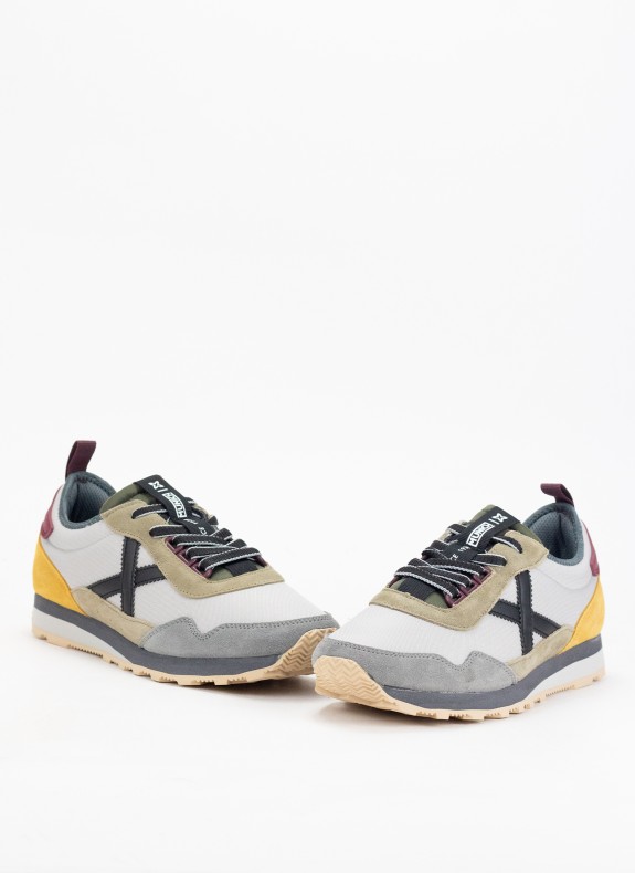 Chaussures Munich UM blanches