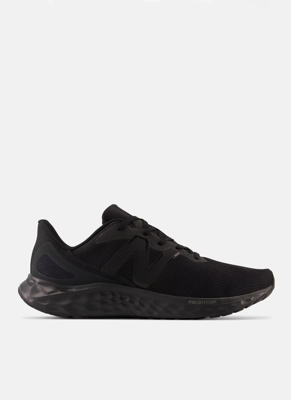 Baskets New Balance M411 noires