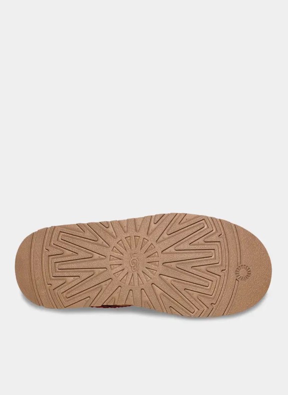 Zueco UGG Neumel Tazz cuero