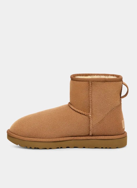 Bottes Ugg Classic Mini II en cuir
