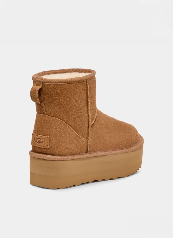 Botín Ugg Classic Mini Platform cuero