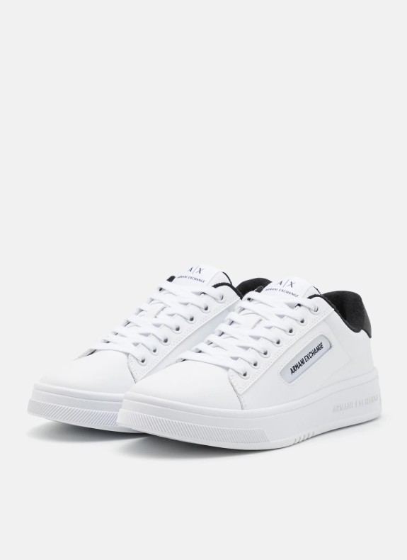 Zapatillas Armani Exchange XUX203 blanco