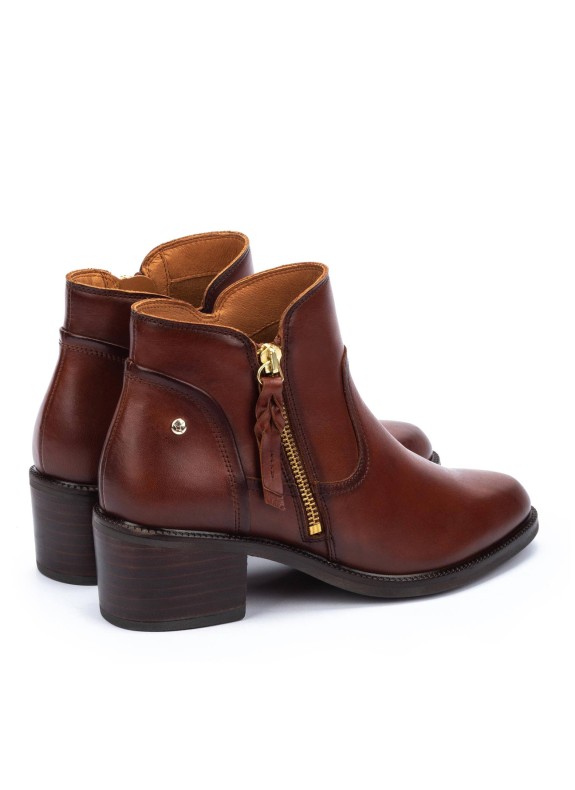Bottines Pikolinos Bacarot marron.