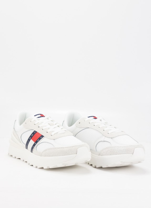 Baskets Tommy Hilfiger Tjm Technical Runner Ess blanc