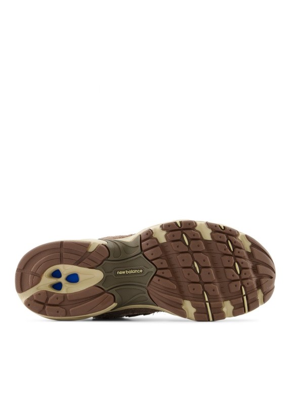 Zapatillas New Balance MR530 marrón