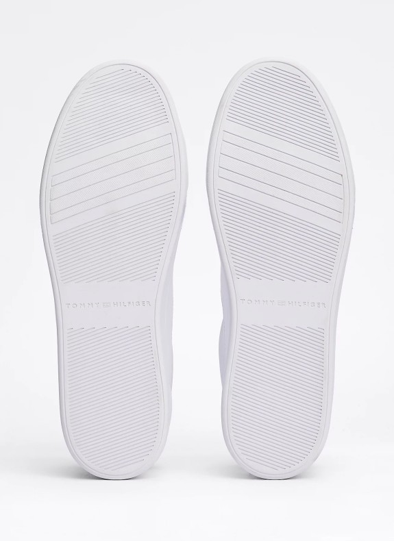 Baskets Tommy Hilfiger Essential Chic Court Snaeker RWB blanc