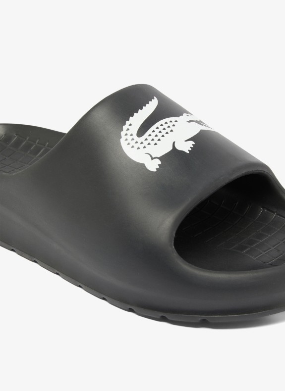 Chanclas Lacoste Serve Slide 2.0 schwarz